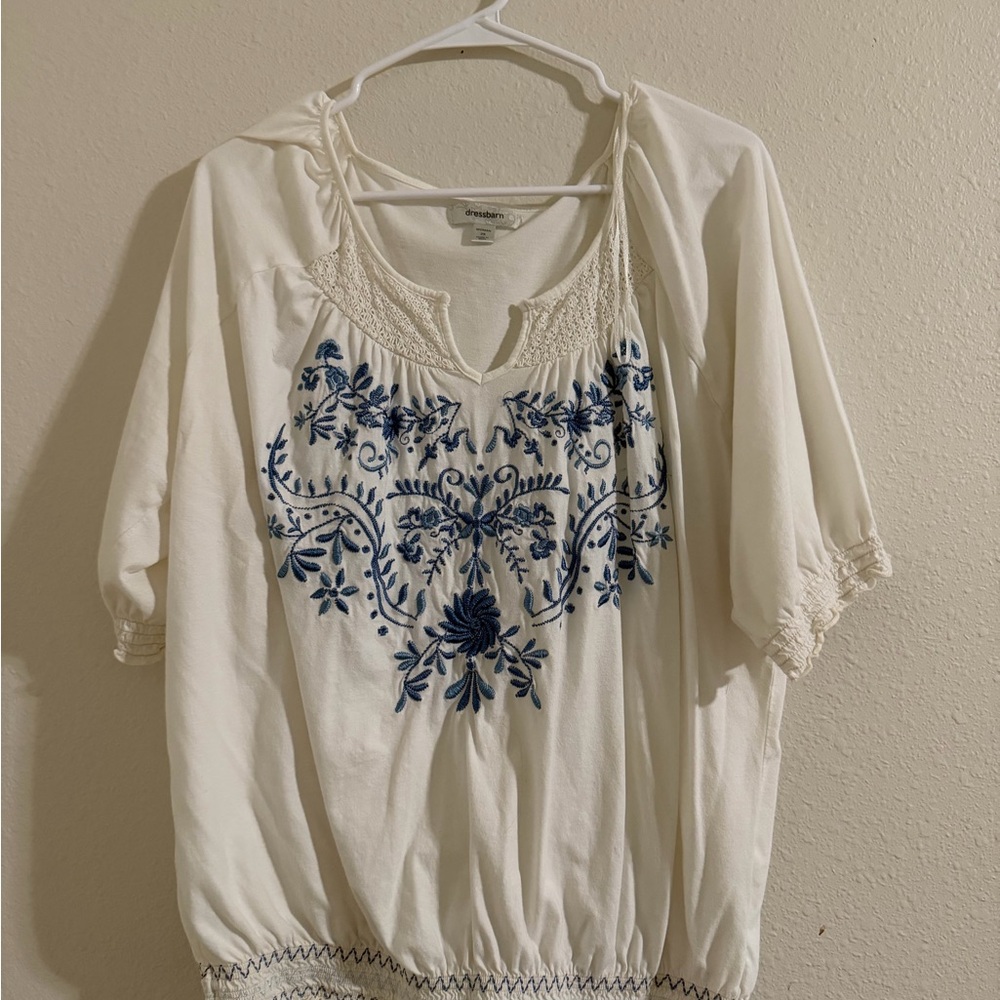 Dressbarn White and Blue Embroidered Top